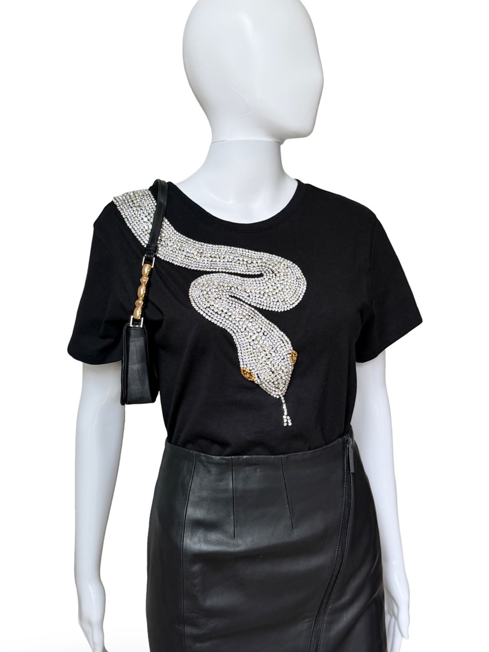 Retrofete Black Short-Sleeve Tee with Crystal Snake Motif 🐍